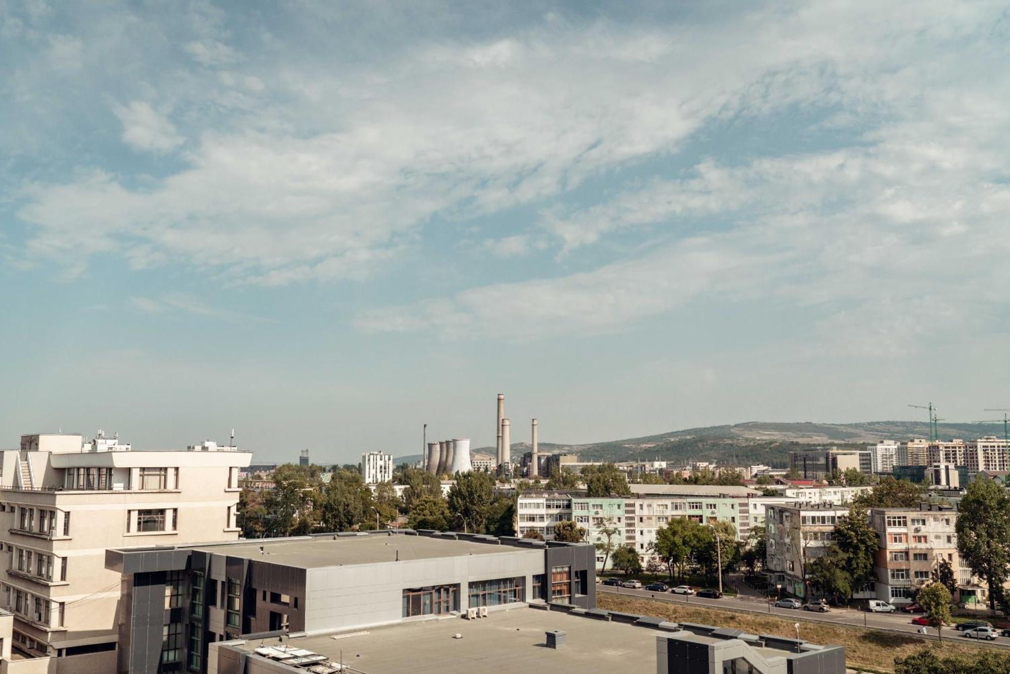 Cozy Apartments At Q Residence - Palas Mall Iasi Exterior photo