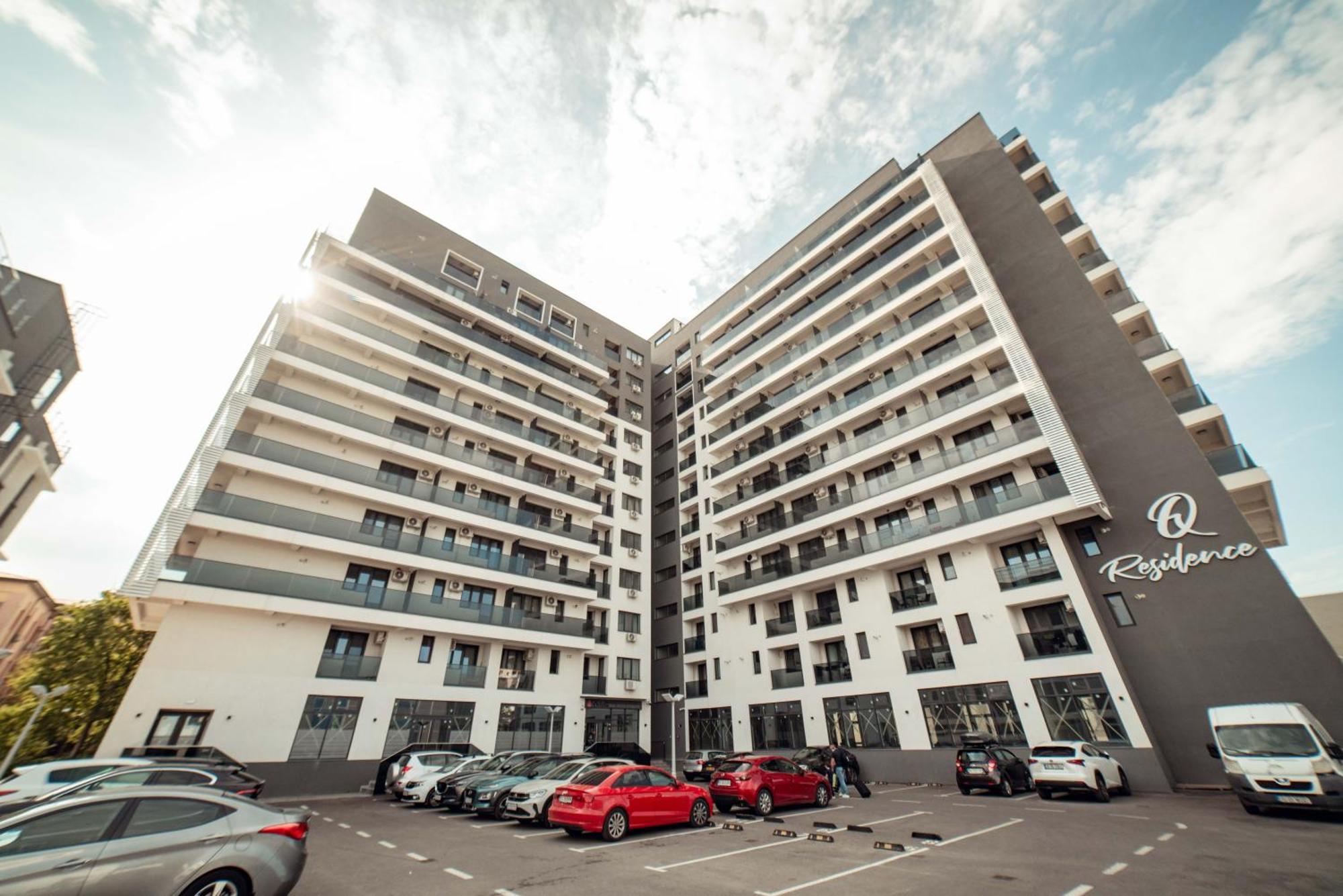 Cozy Apartments At Q Residence - Palas Mall Iasi Exterior photo